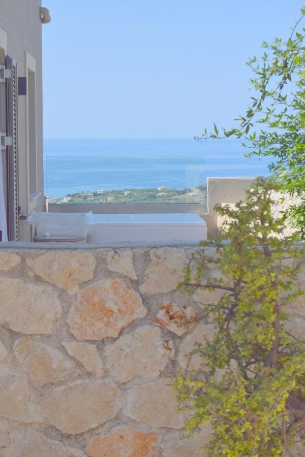 Diana Suites Трапезаки Екстериор снимка